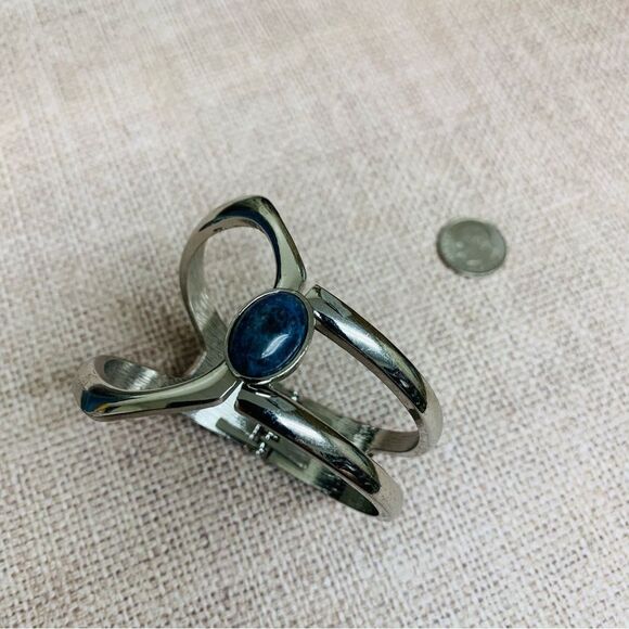 Silver Sodalite Abstract Hinged Bracelet - Picture 1 of 2